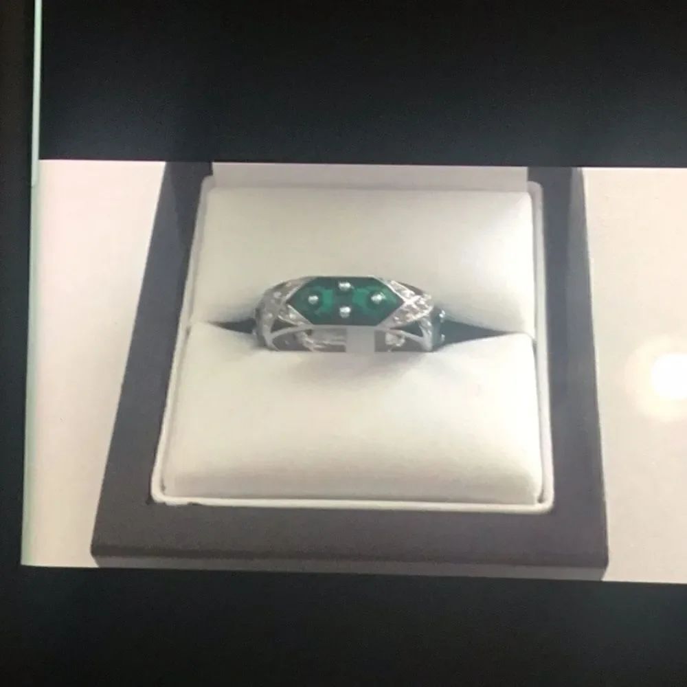 Green Enamel & CZ “X” Design Stack Band Ring - Picture 4 of 6